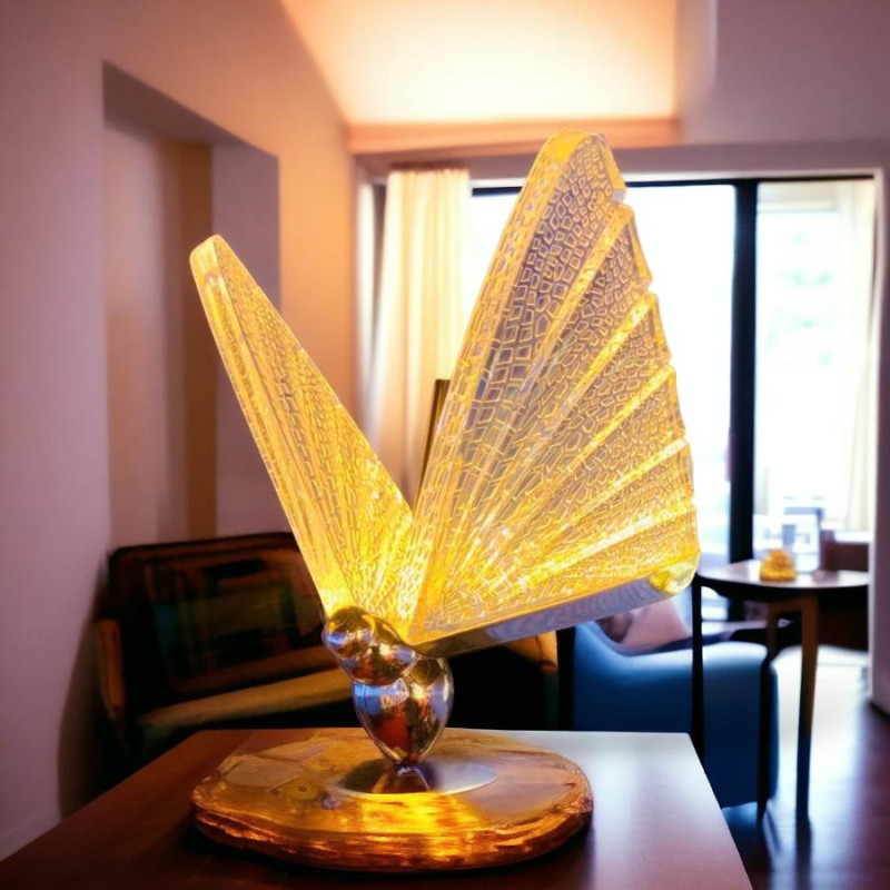 Wings Lamp